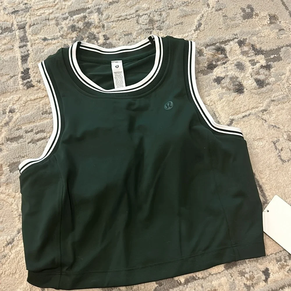 LULULEMON Varsity Scoop-Neck Cropped Tennis Tank Top Medium Support, B/C NWT - Picture 9 of 14
